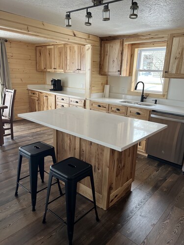 Newly updated Lakefront Houghton Lake home - close to popular sandbar.