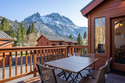 Aspen Meadows #2 Sun-Filled, 3 bedroom condo