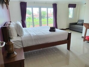 View from room - Pool Villa Pattaya - ViewPoint 2 (Pattaya)