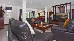 Unclassified image, 2 of 30, button - Pool Villa Pattaya - ViewPoint 2 (Pattaya)
