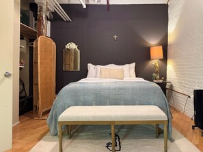 1 bedroom, desk, iron/ironing board, free WiFi - Creative Williamsburg Brooklyn 1 BR Loft near Domino Park (Brooklyn)