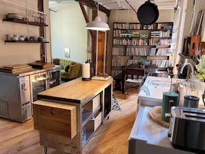 Interior - Creative Williamsburg Brooklyn 1 BR Loft near Domino Park (Brooklyn)