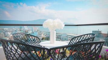 Design Studio | Terrace/patio