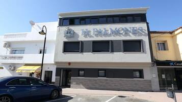 Majoituspaikan julkisivu