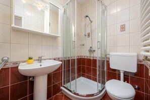 Apartment (A1) | Bathroom