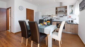 Apartment (A1) | Dining room - Apartment Jedro (Porec)