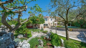 Property grounds - Casa Anna (Visnjan)