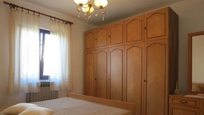 Unclassified image, 5 of 19, button - Apartment Mariza (Tar-Vabriga)