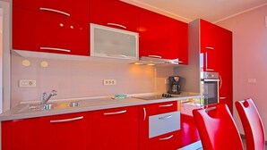 Private kitchen - Apartments Daris (Buje)