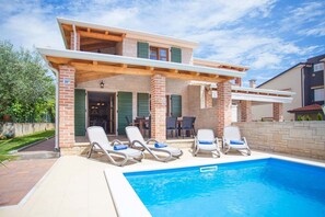 Outdoor pool - Villa Mare Vabriga (Tar-Vabriga)