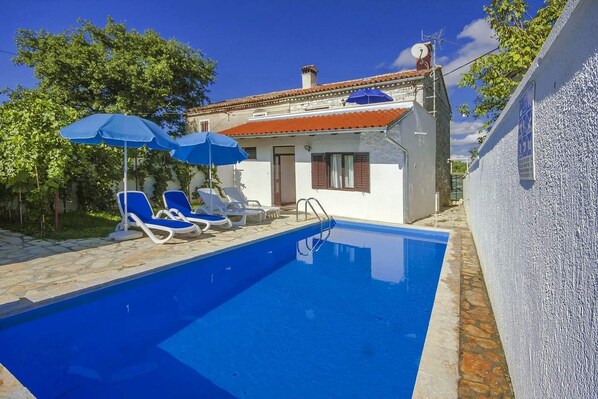 Piscine extérieure