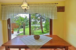 Electric kettle - Adorata 1 (Labin)