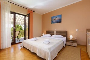House | 4 bedrooms - Apartment House Max (Porec)