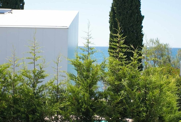 Enceinte de lâhĂ©bergement