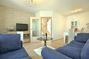 House | Living room
