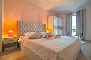 3 bedrooms, free WiFi, bed sheets - House Ana Marija (Porec)