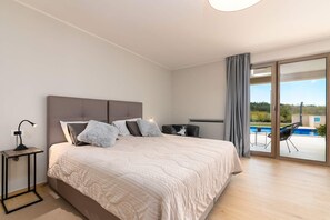 4 عدّة غرف نوم