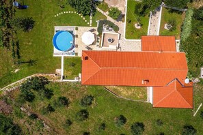 Aerial view - Casa Mai (Rasa)