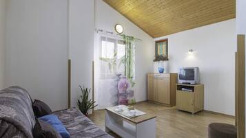 Căn hộ (A3) | Phòng khách