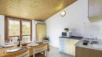 Căn hộ (A3) | Bếp riêng