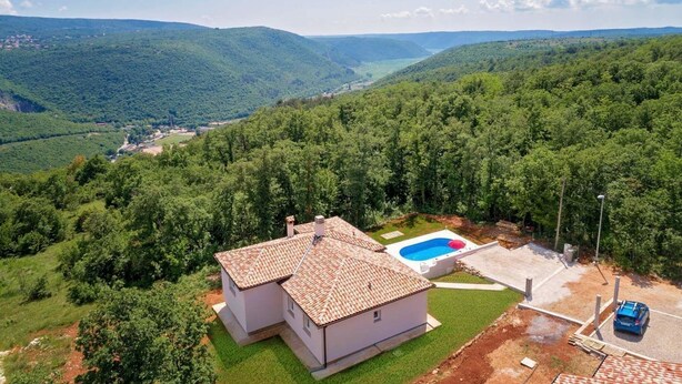 Pool - House Luka (Rasa)