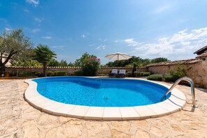 Outdoor pool - Villa Musalez (Porec)