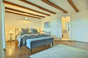 4 bedrooms, iron/ironing board, bed sheets - Villa Musalez (Porec)