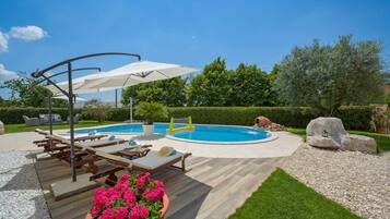 Pool | Outdoor pool