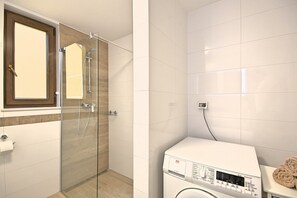 Apartment (A1) | Bathroom | Towels - Sara (Visnjan)