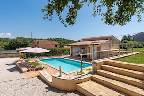 Piscine extérieure
