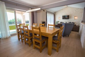 Dining room - Villa Nikolas (Kastelir-Labinci)