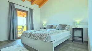 Villa | 4 bedrooms, iron/ironing board, bed sheets - Casa IDa (Groznjan)