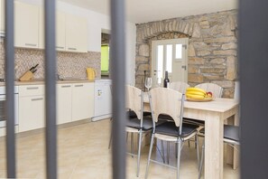 Electric kettle - Haus Ernest (Labin)