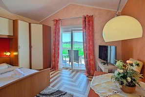 6 bedrooms - Viki (Porec)