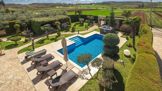 Pool - Viki (Porec)