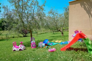 Utendørs lekeområde for barn