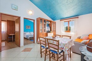House | Dining room