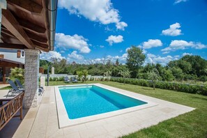 Pool | Outdoor pool - Villa Katharina (Porec)