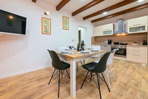 Private kitchen - Piantadela (Karojba)