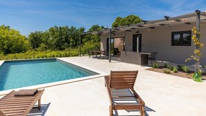 Villa | Pool | Outdoor pool - Villa Cattuni (Marcana)