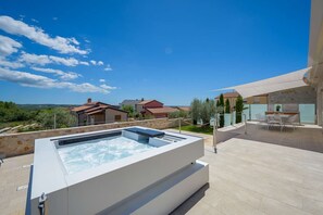 Piscine extérieure