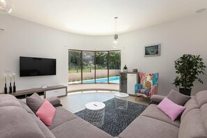 Villa | Stue | Tv
