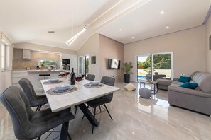 Villa | Sala de estar