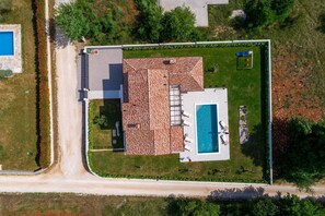 Exterior - Villa Mercedes (Rasa)