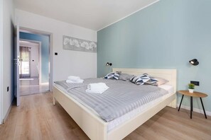 4 camere