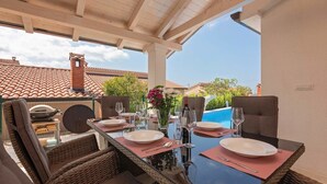 Terassi/patio