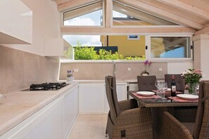 غرفة لتناول الطعام