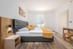 7 bedrooms - Villa Denis (Kastelir-Labinci)