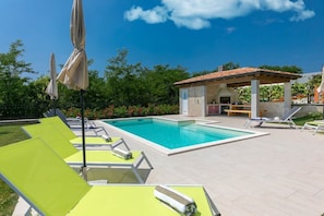 Pool | Outdoor pool