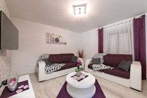 Villa | Living area